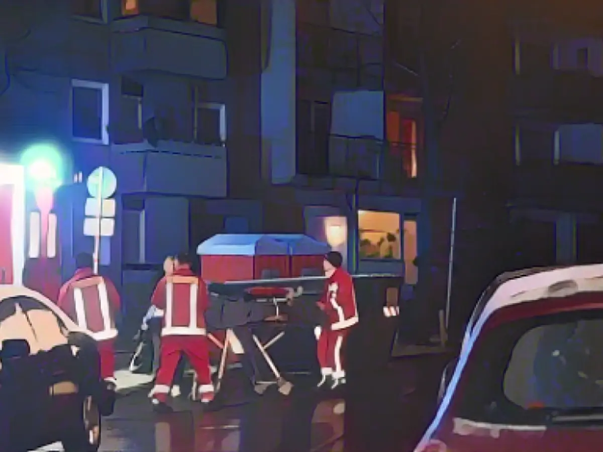 Apartment in flames - woman (66) dies