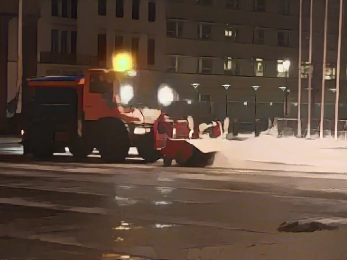 Berlin's winter road clearance service fails!