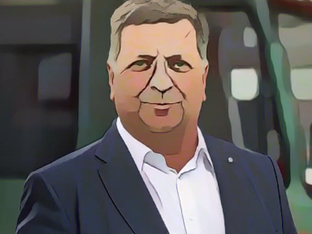 Snow chaos: Minister accuses railroads of poor preparation