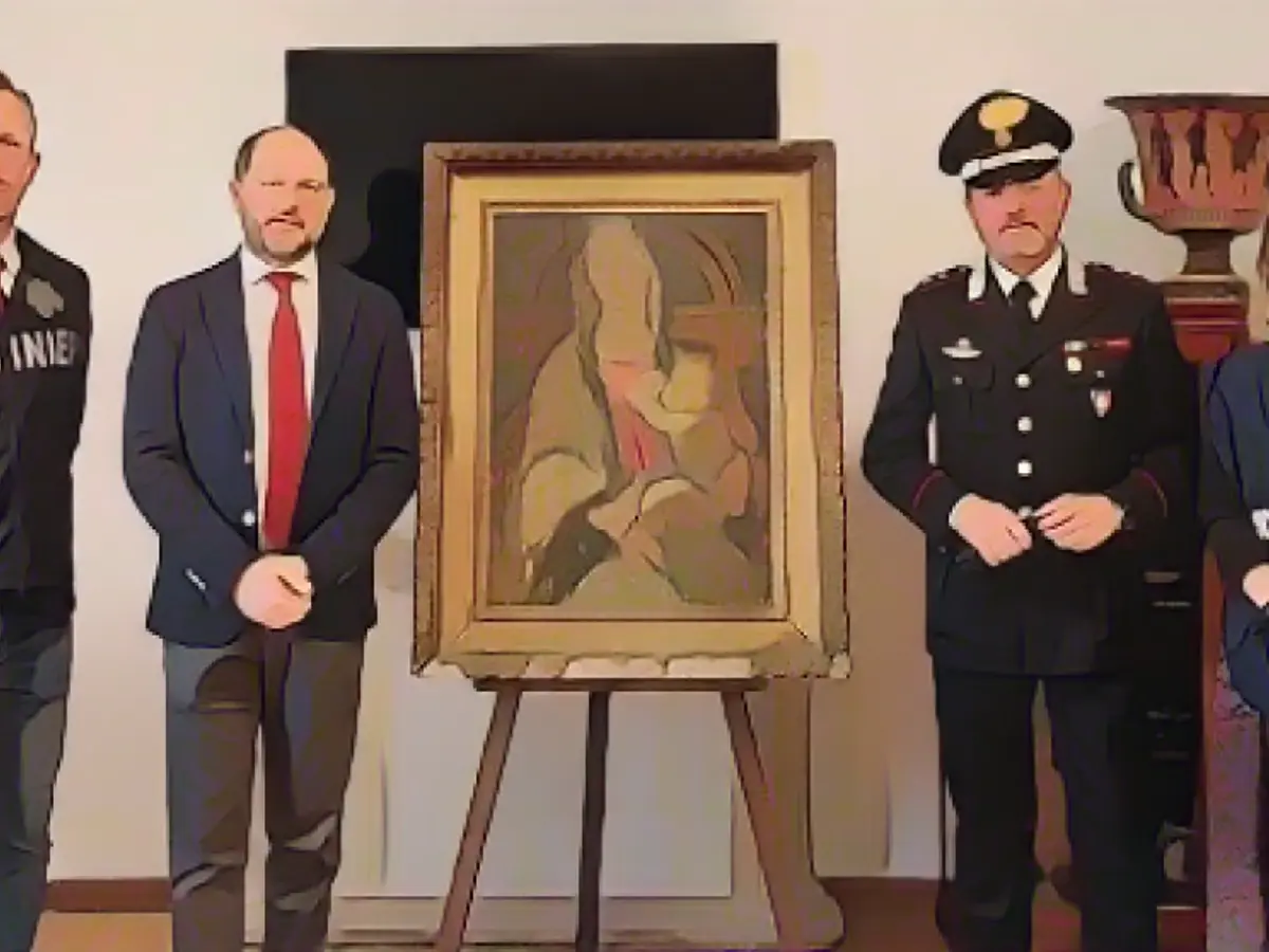 Missing 100-million-euro art hung with family in Italy