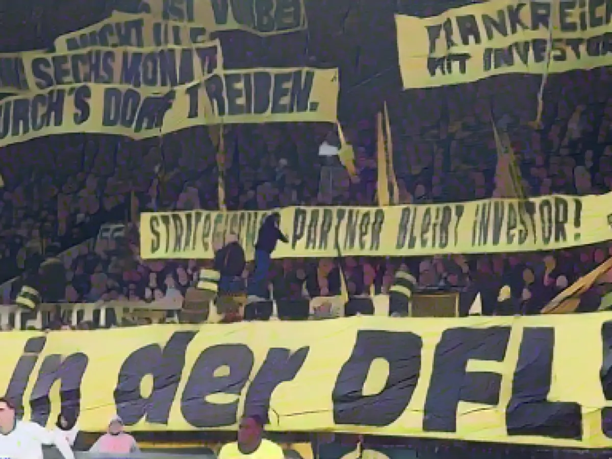 Billion-euro temptation: Third DFL attempt with investors