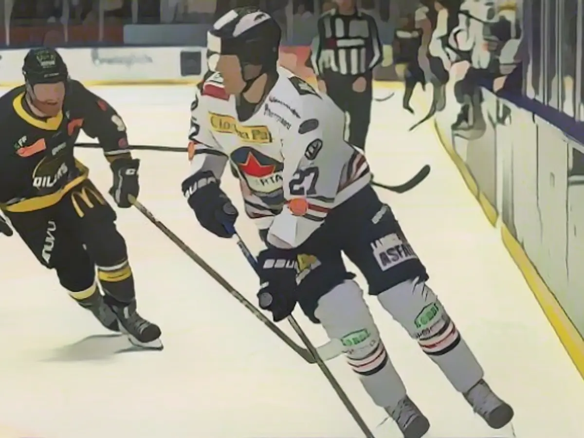 Skate slashes ice hockey player's chest