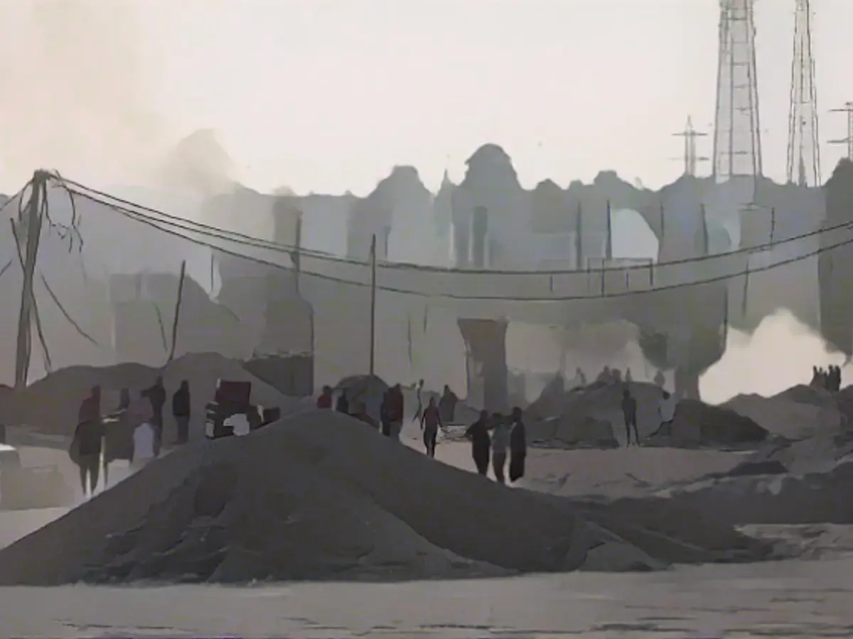 Israel makes explosive finds among dead Hamas fighters