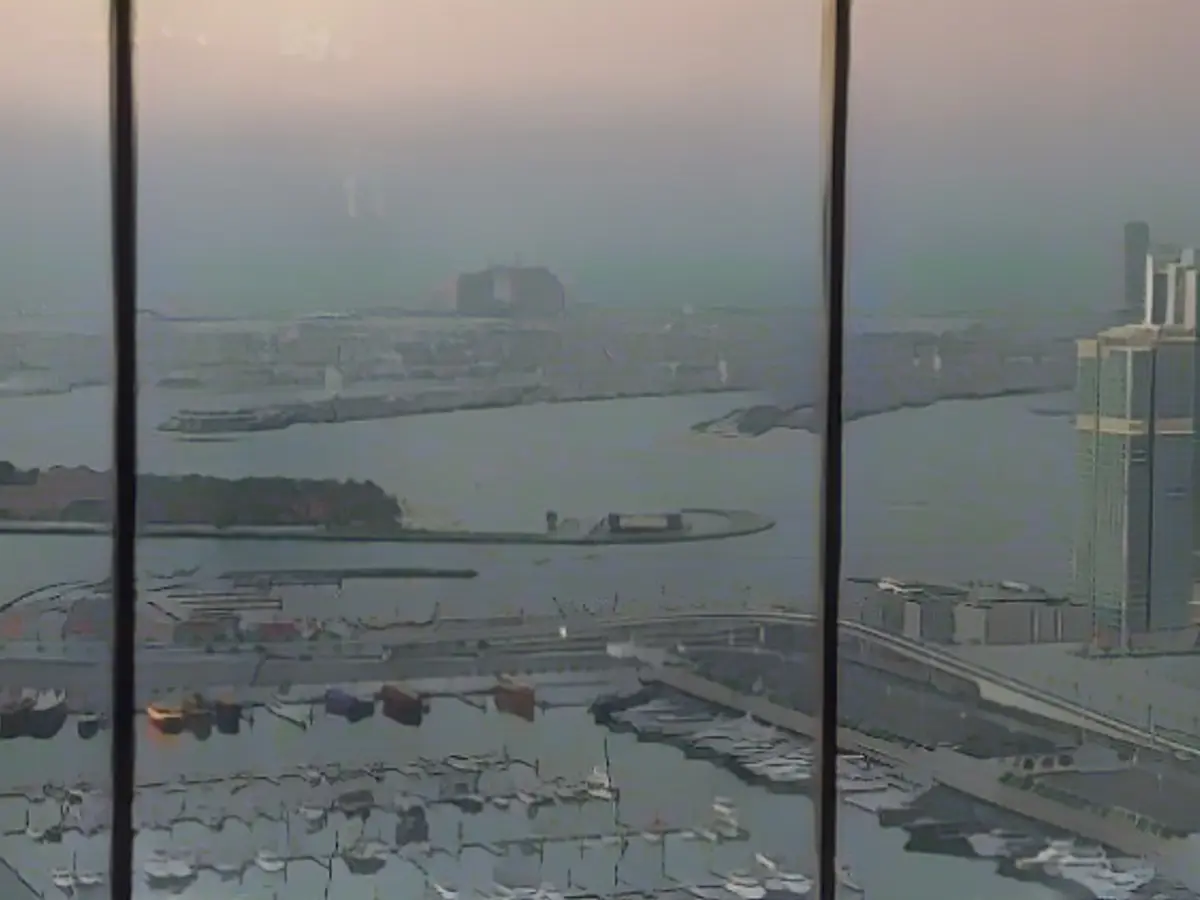 UN climate chief calls final draft "grab bag"