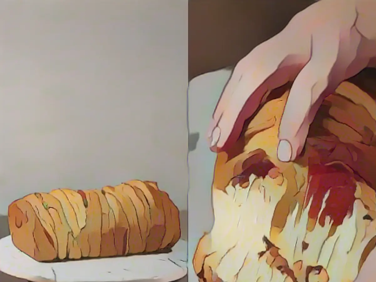 Sweet/Savory Pull-Away Bread: Zesty Besty