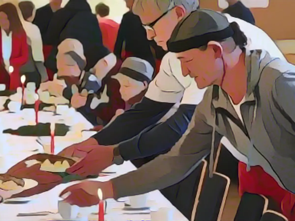 Donations coming in, helpers wanted: "Restaurant of the heart"