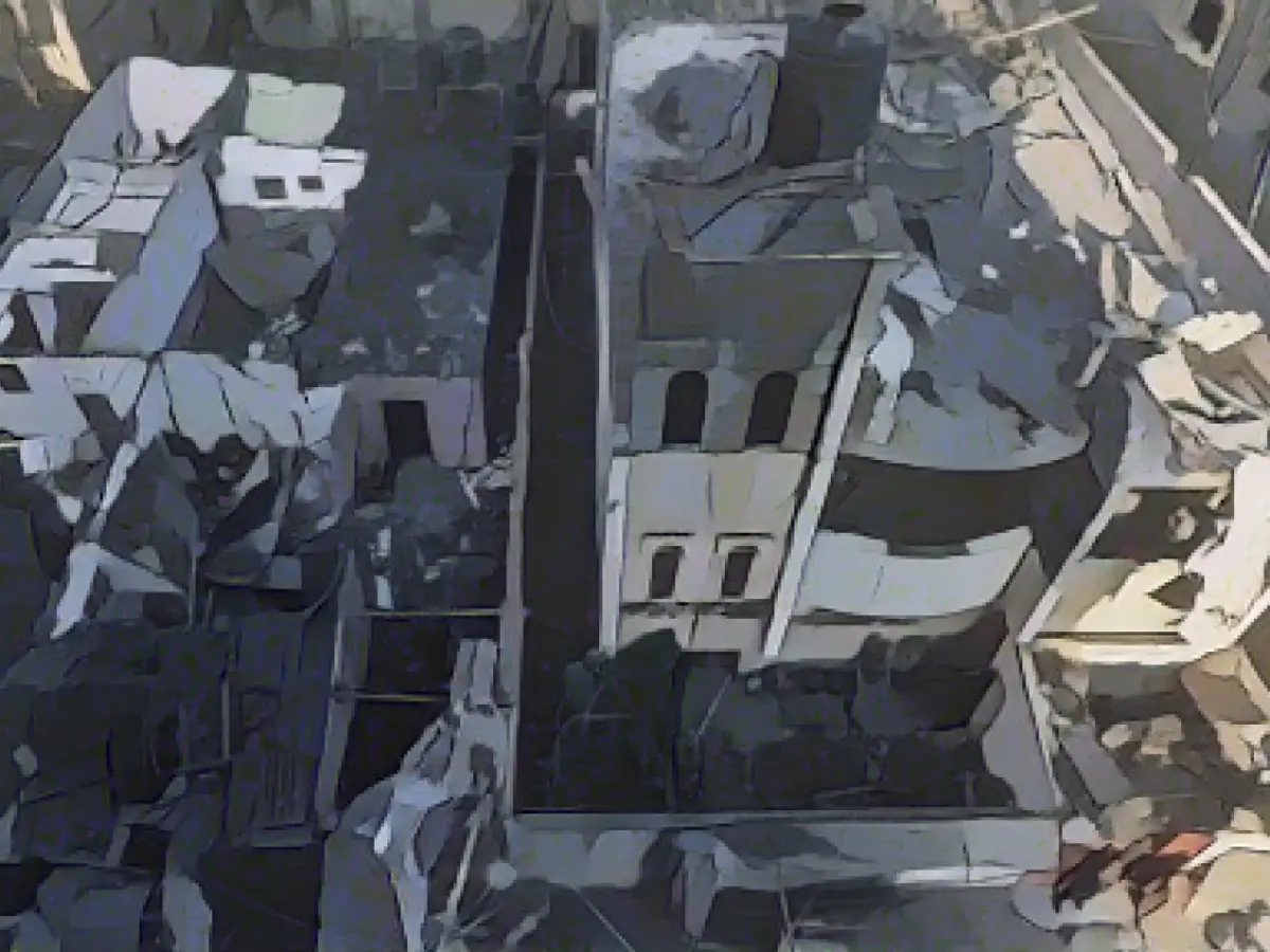 Fierce house-to-house fighting between Israel's army and Hamas