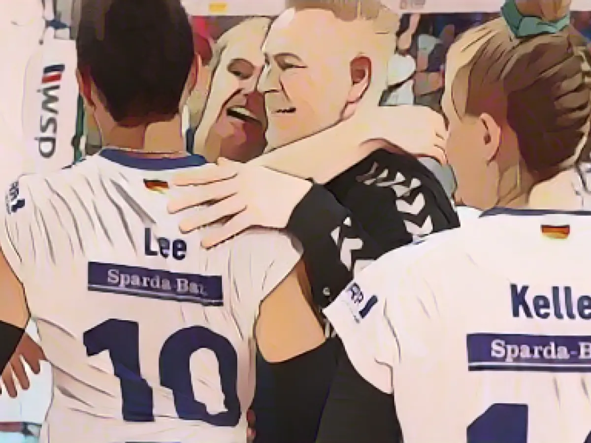 Volleyball players mourn former coach Aleksandersen