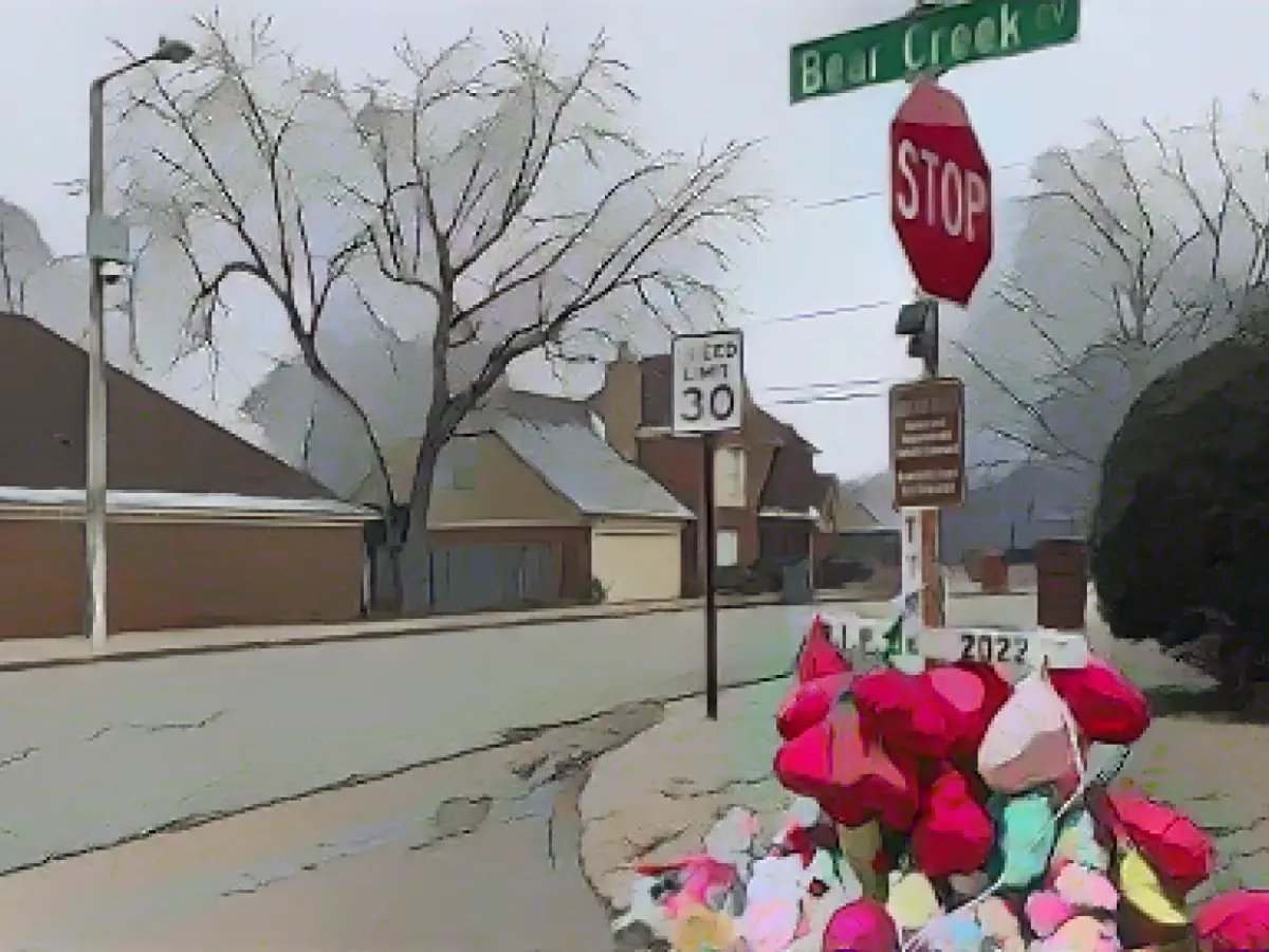 Name of seventh Memphis police officer fired following Tyre Nichols' death included in decertification documents