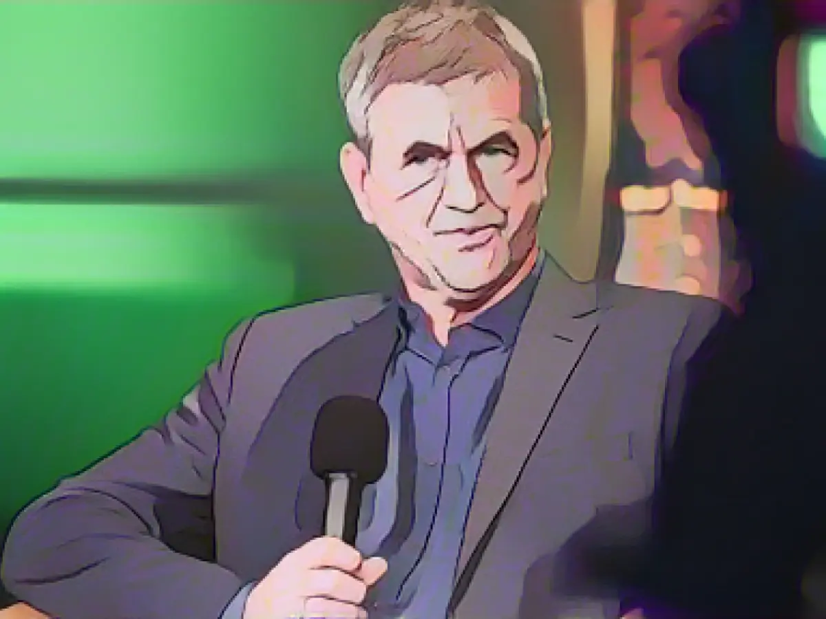 Funkel takes a critical view: "Don't overtax players"