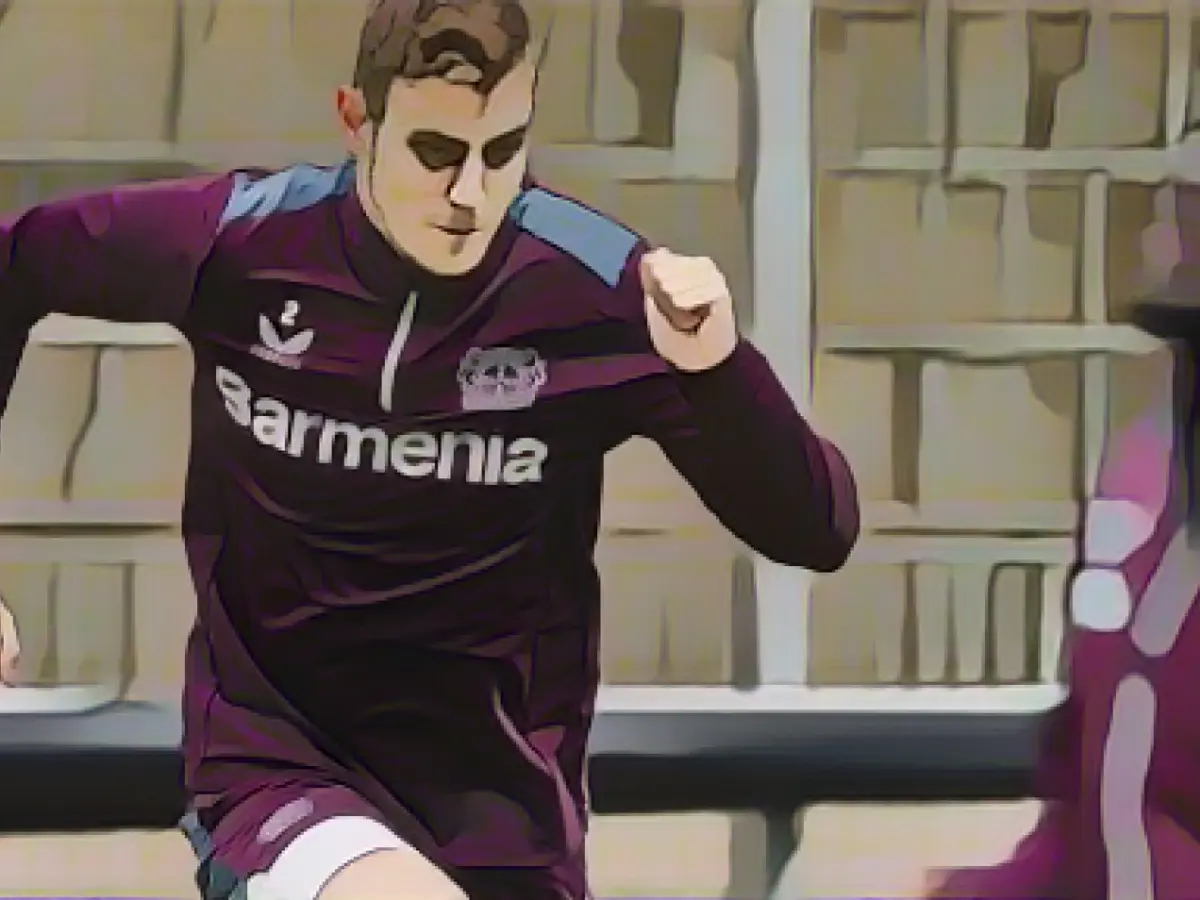 Bayern loanee Stanisic: "Bad mood doesn't help"