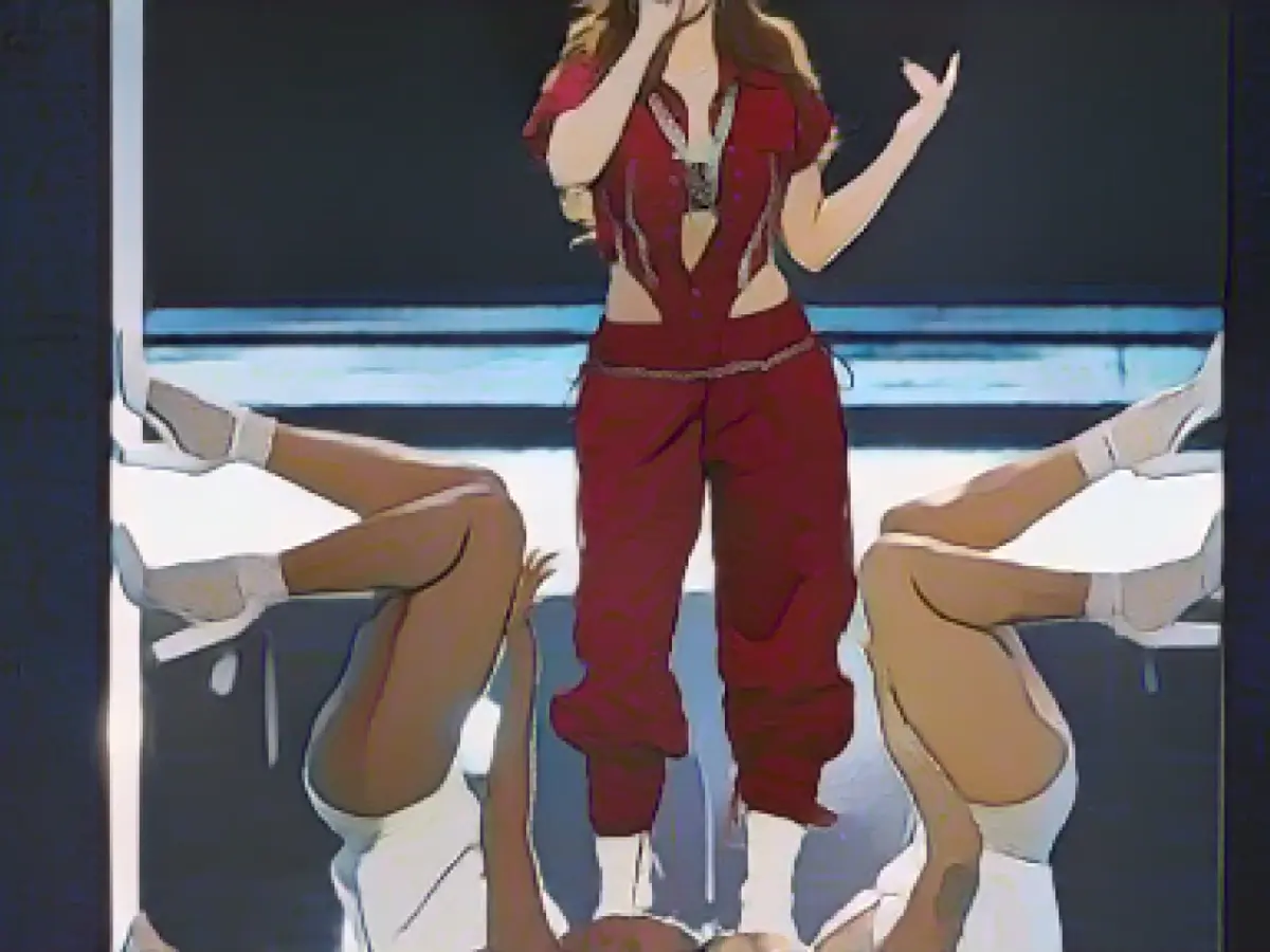 Tate McRae also sees pitfalls in social media success