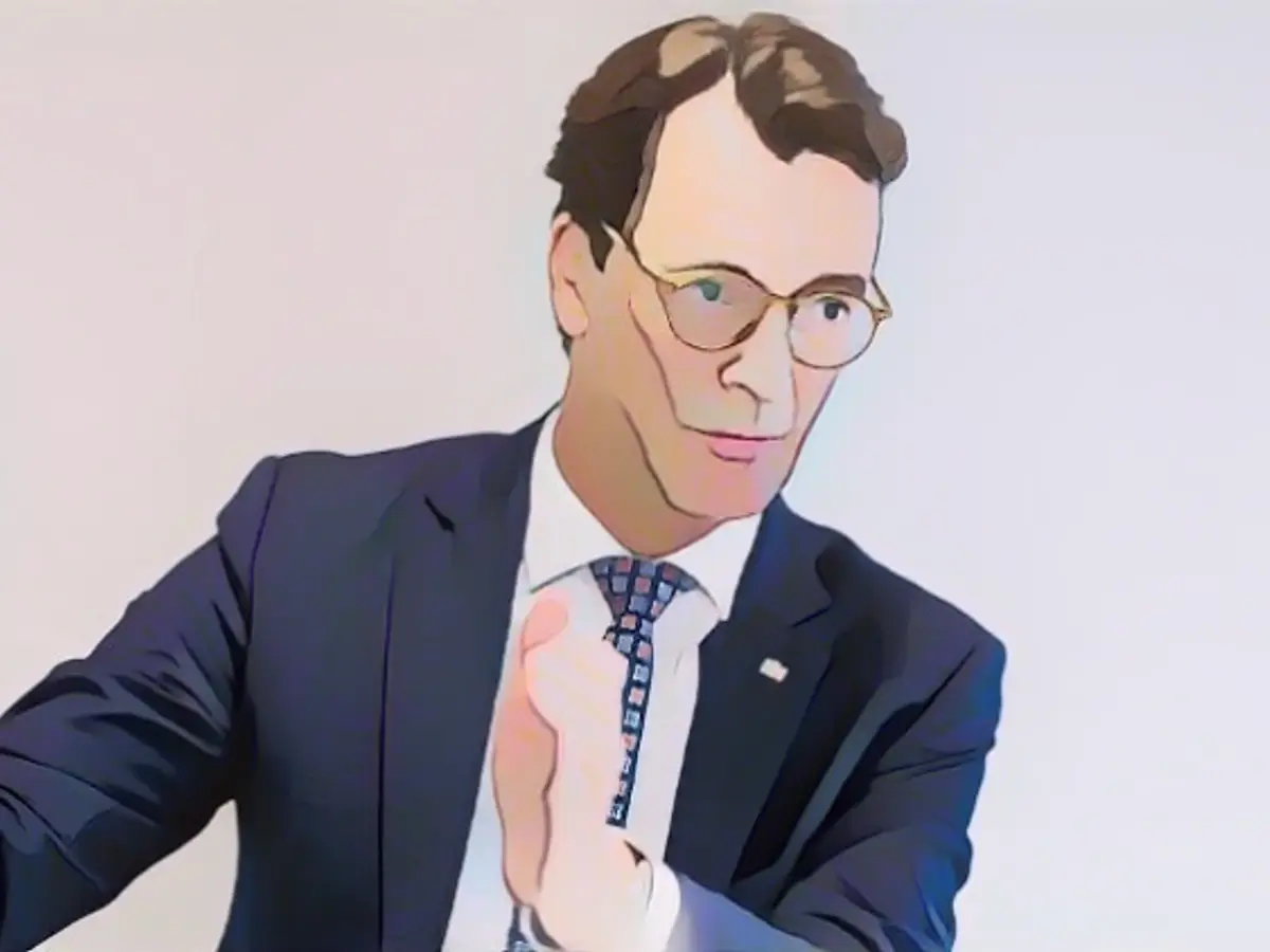 Wüst gives traffic lights ultimatum for gas-fired power plant strategy