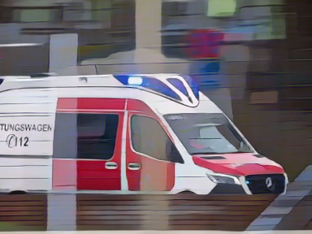 Bus hits pedestrian in northwest Leipzig