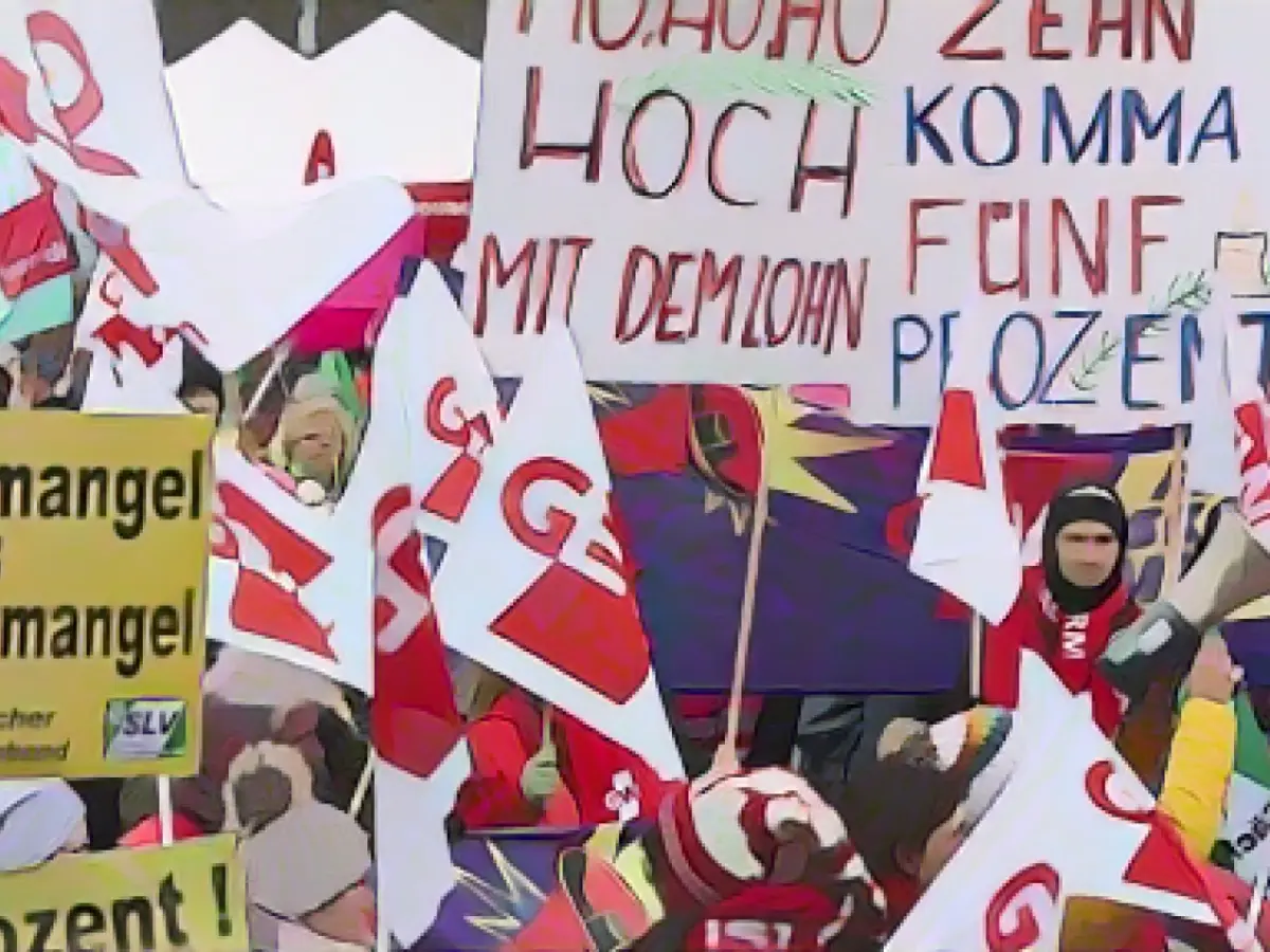 Warning strike in Dresden: drum roll at the Ministry of Finance