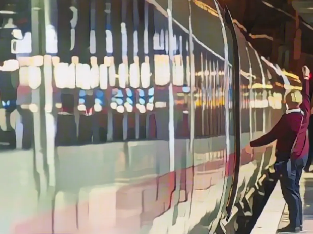 Another warning strike at Deutsche Bahn: travelers have these rights