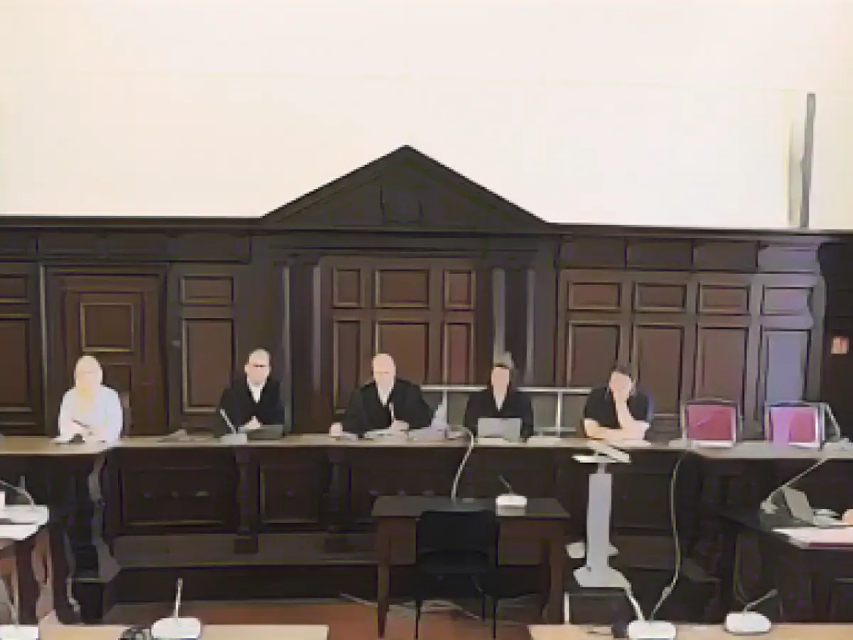 Shisha bar murder trial: innocence protested