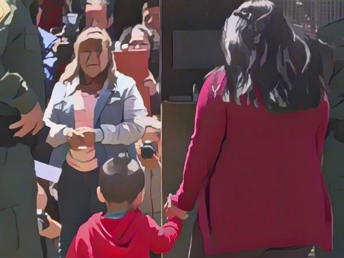 9 years later, family reunites at US-Mexico border