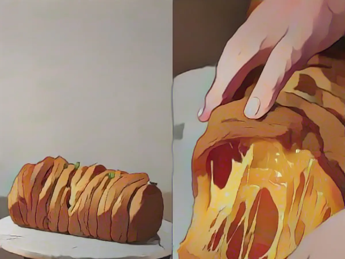 Sweet/Savory Pulled Apart Bread: Kickin' Pepperoni