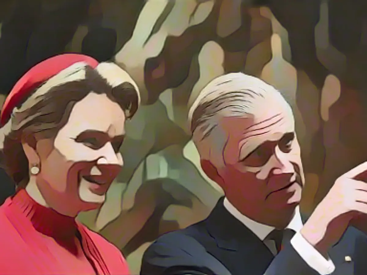 Royal couple in Dresden: ancient painting and microelectronics