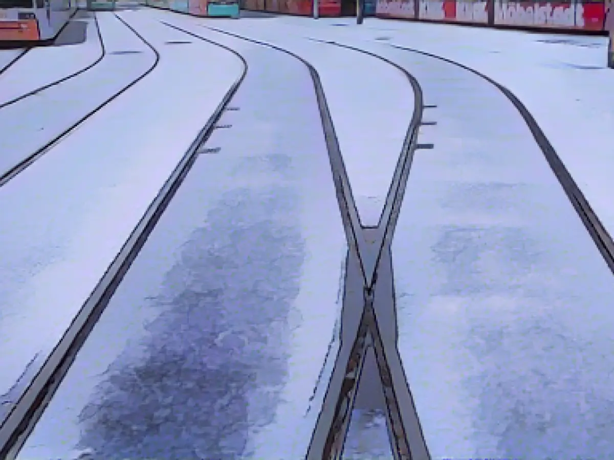 Warning strike severely restricts rail traffic in MV