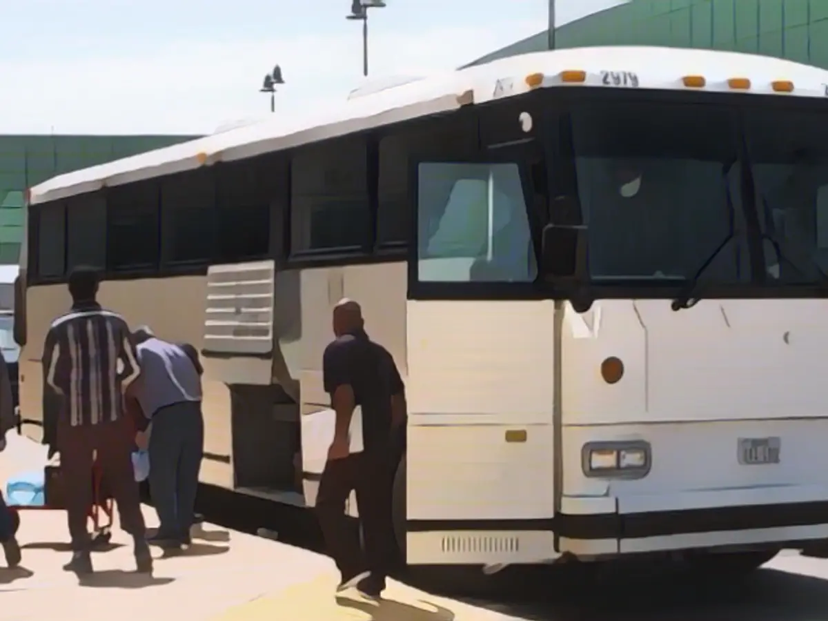 Opinion: It’s time to end Title 42