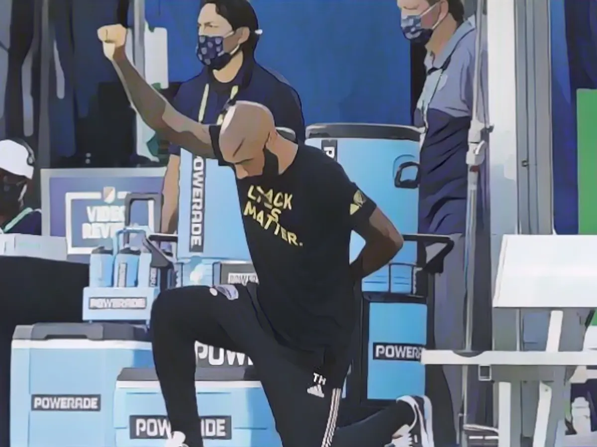 La Liga has found no evidence that Cadiz's Juan Cara insulted Valencia's Mutar Diakhabi "with the alleged words".