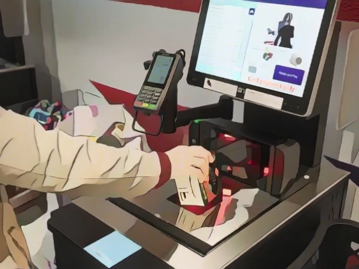 Dollar General is latest chain to eliminate self-checkouts