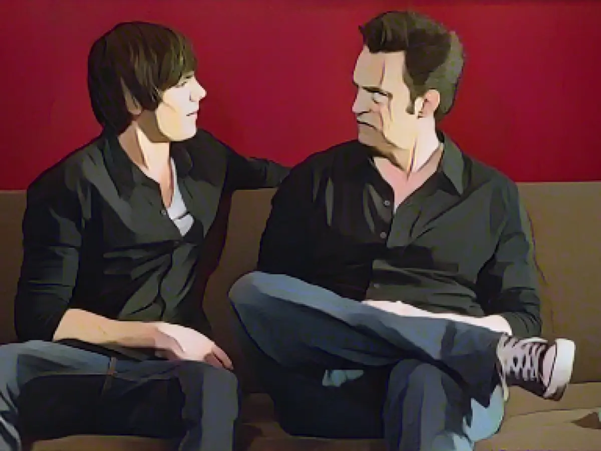 Zac Efron honors '17 Again' co-star Matthew Perry at Hollywood Walk of Fame ceremony