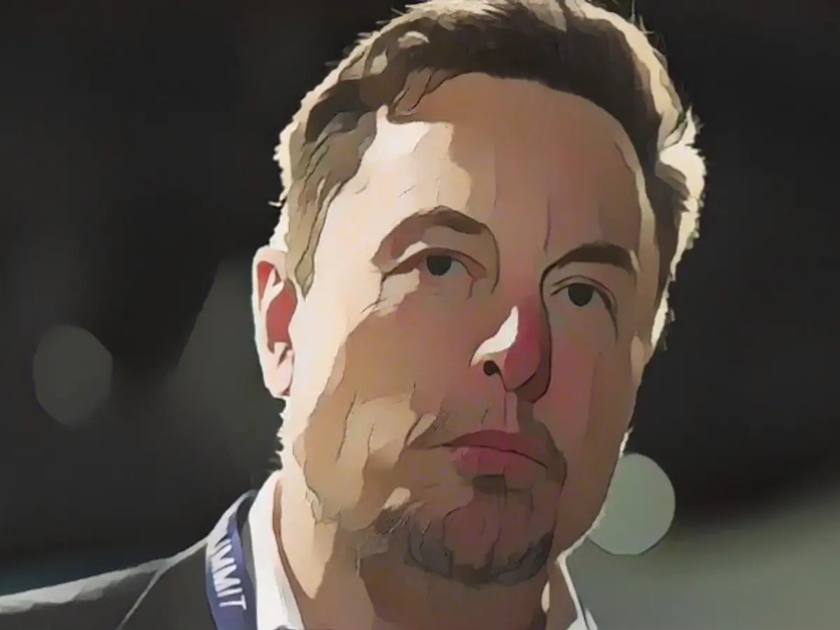 Elon Musk's X encourages users to follow conspiracy theorist Alex Jones after reinstating accounts