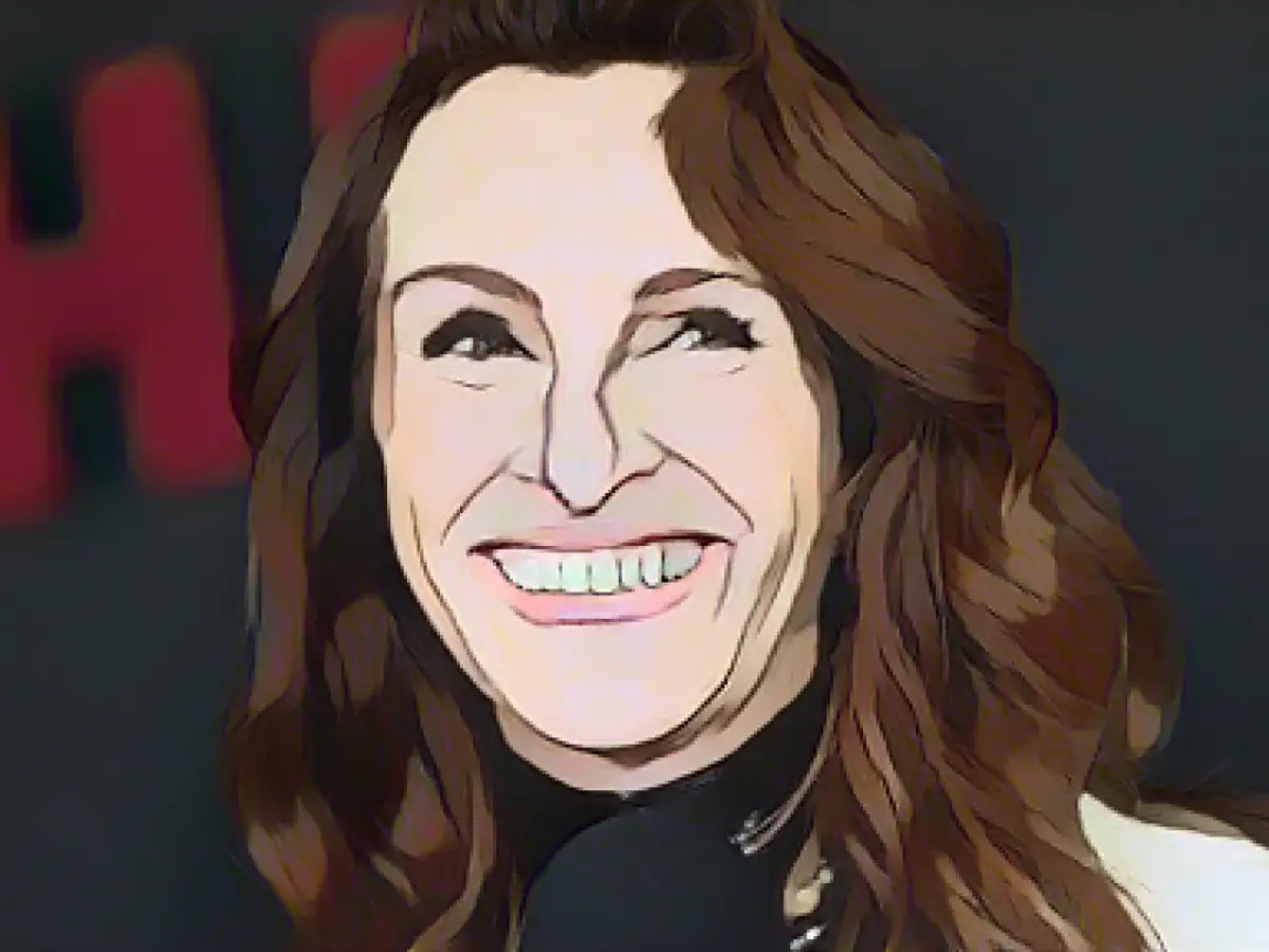 Julia Roberts occasionally switches off her phone