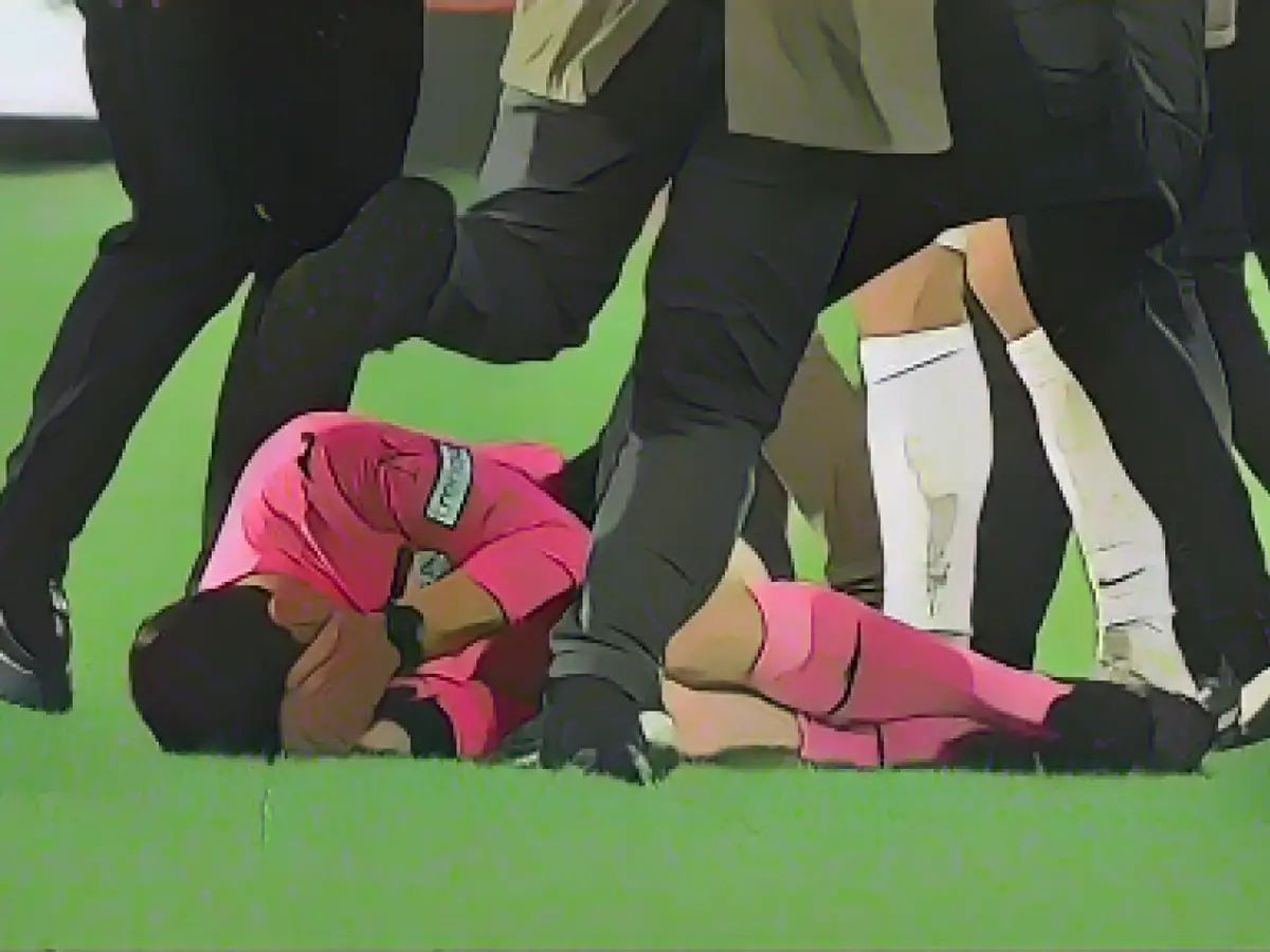 Brutal attack on referee shocks Turkey - match operations suspended for the time being