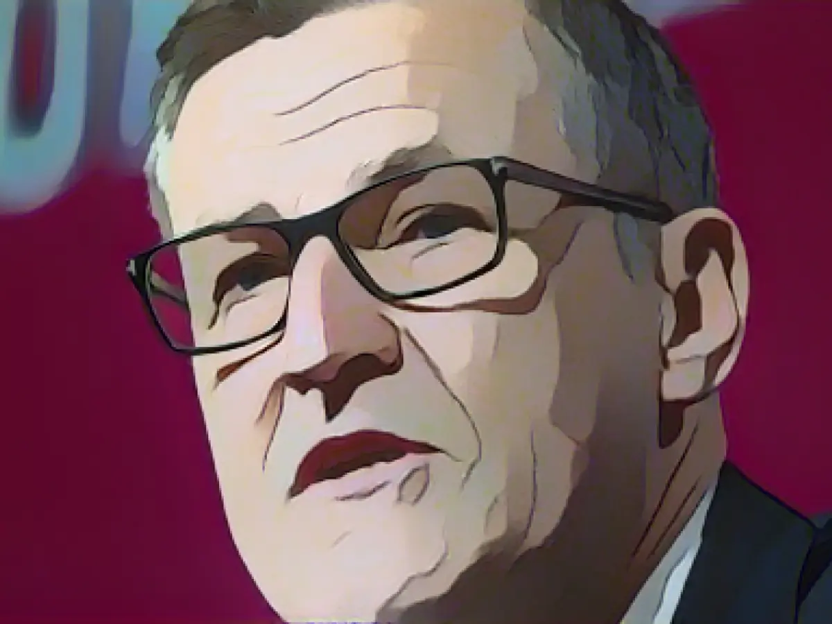 Dreesen: Investor entry no attack on Premier League