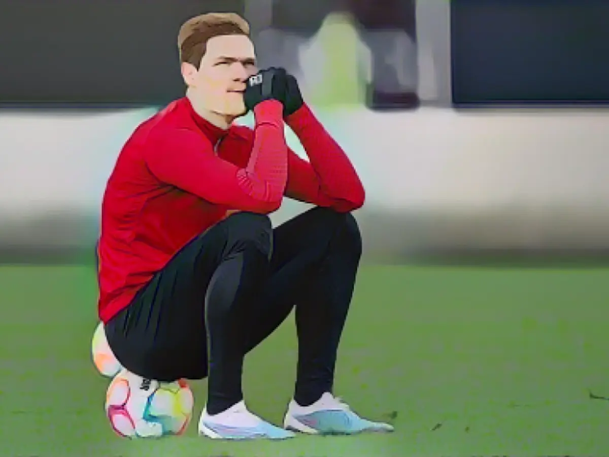 What is priceless for Halstenberg