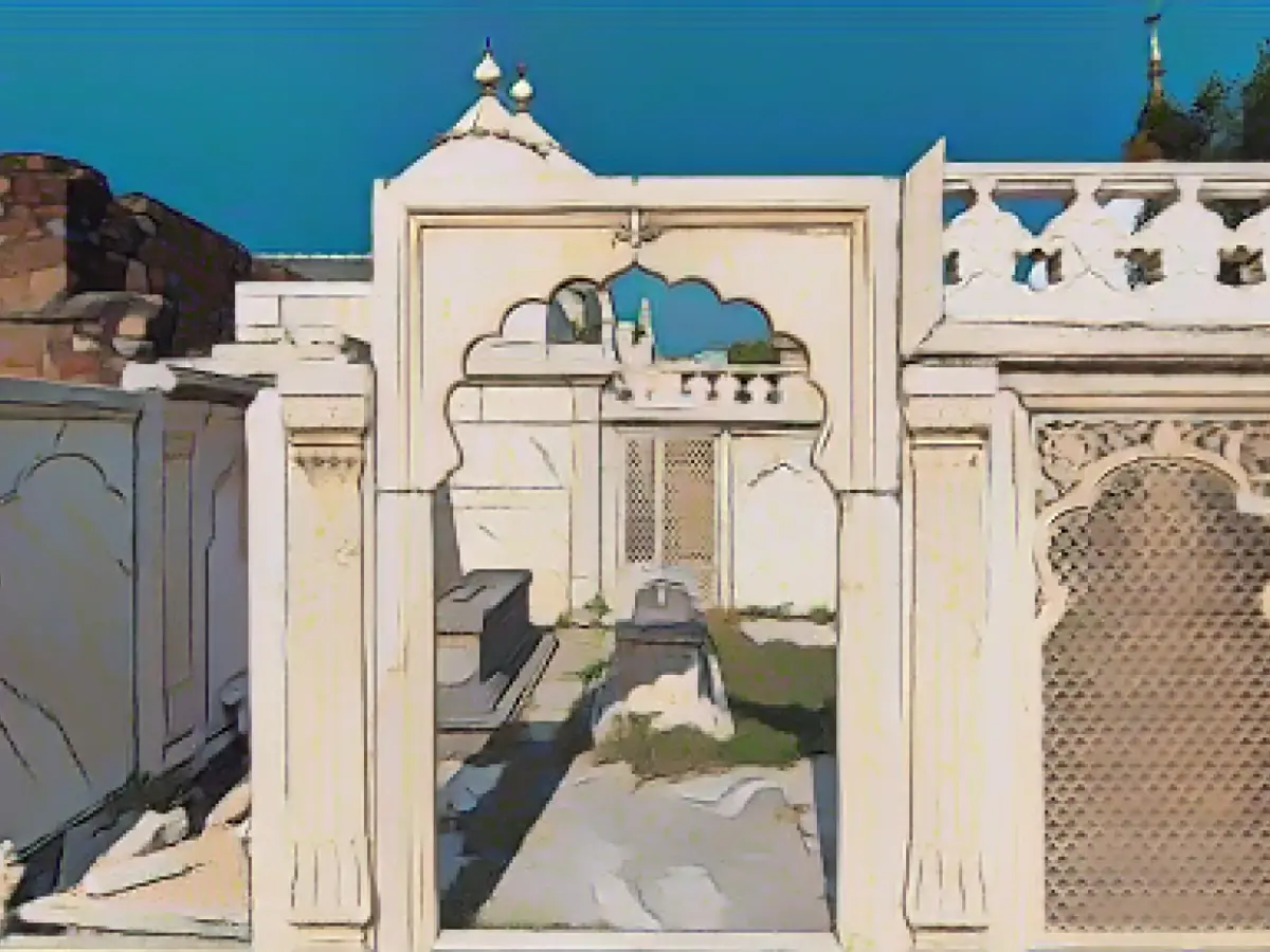 The monument stood for hundreds of years before vandals destroyed it. Historians say something like this must never happen again