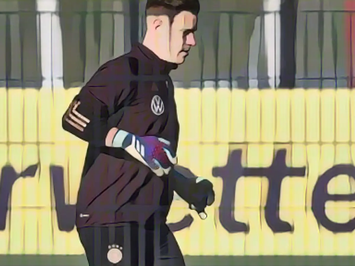 Doctor: Ter Stegen could be out for around two months after surgery