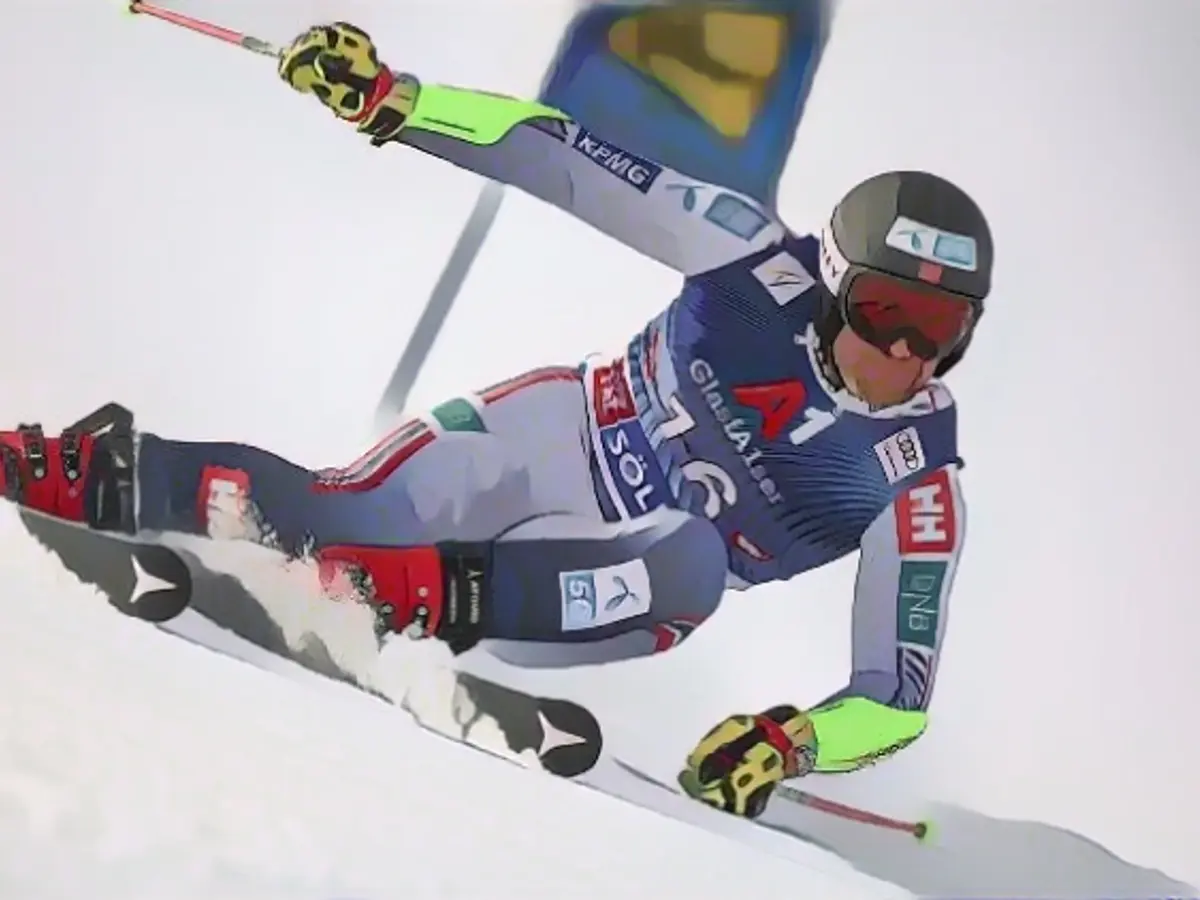 "Mr. Thigh" is ready for snow and trouble with bandages