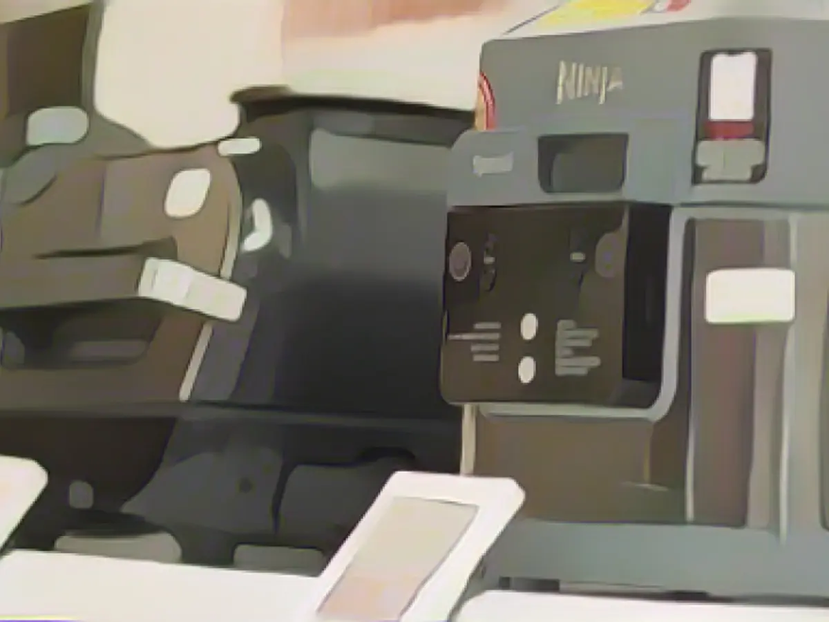 Hot air fryer, headphones & co. - the latest tech trend products for Christmas