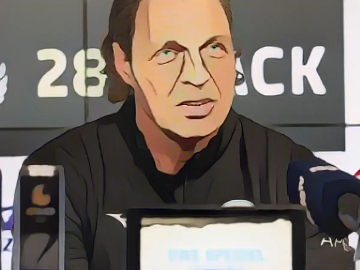 Schwartz out: Speidel "doesn't want to reinvent soccer"