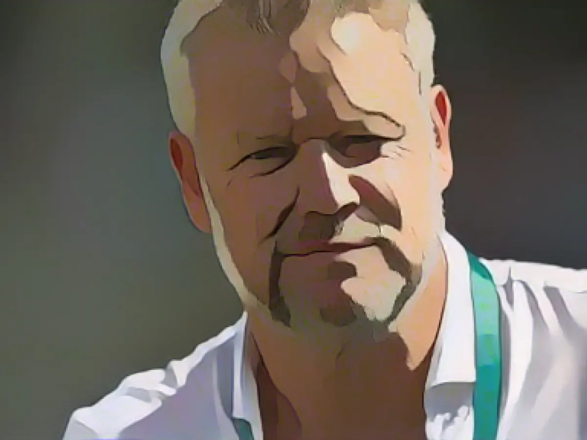 Lok president Kracht survives heart attack