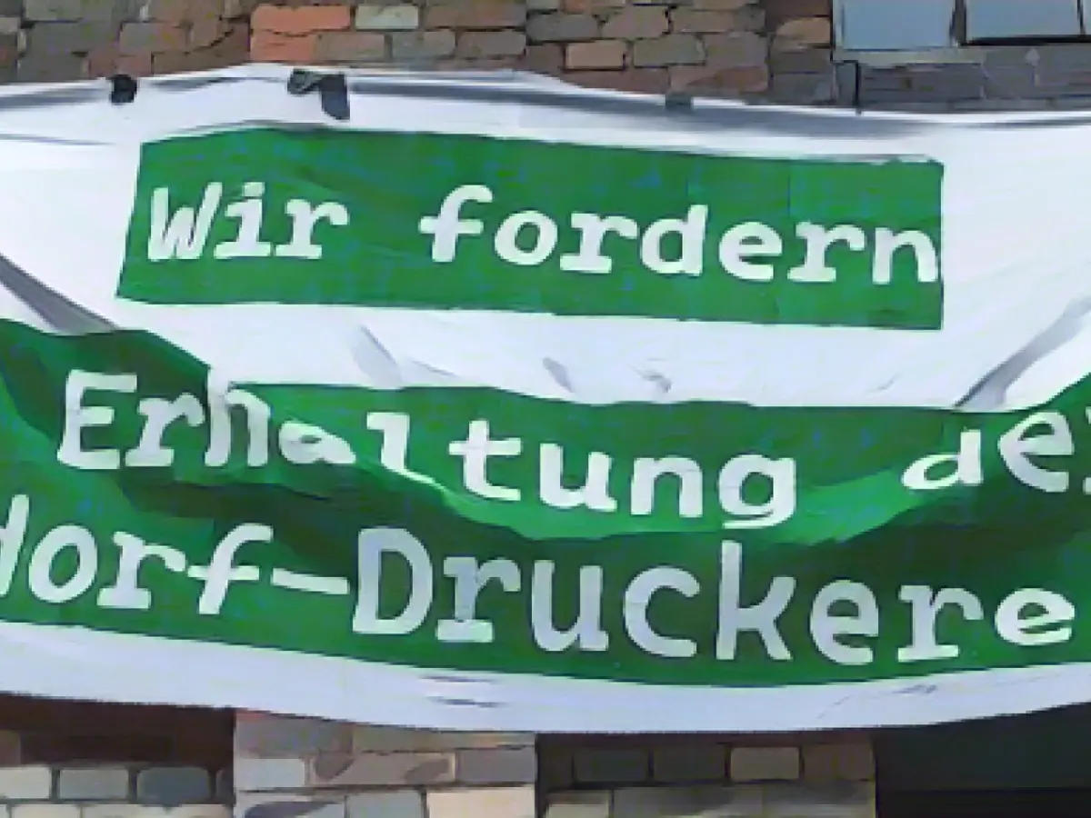 Police clear Dondorf print shop occupied by activists