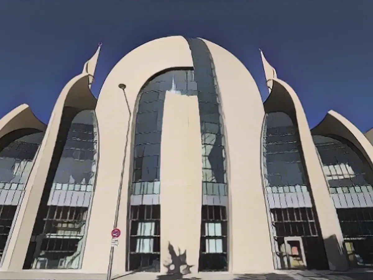 Imams should no longer come from Turkey