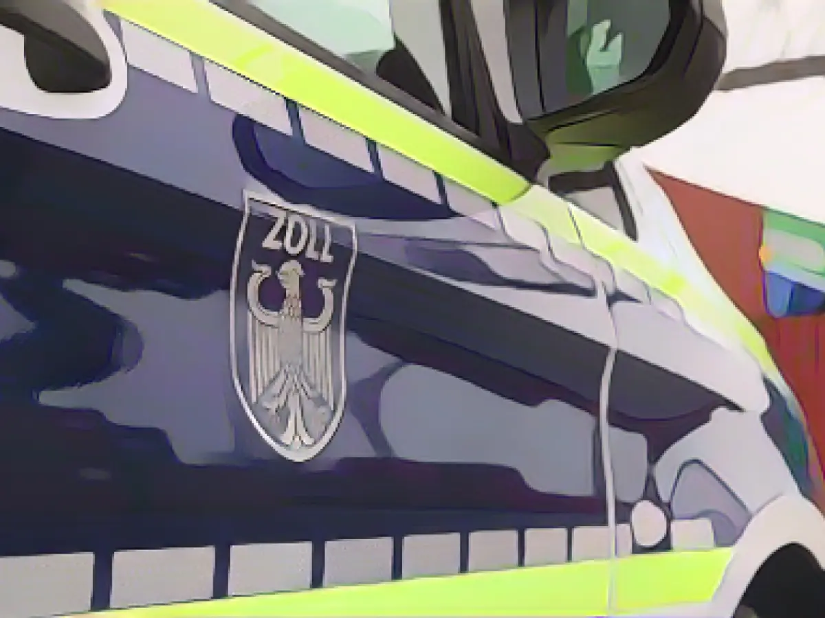 Böhmermann took apart the hype company More Nutrition - now customs have raided it