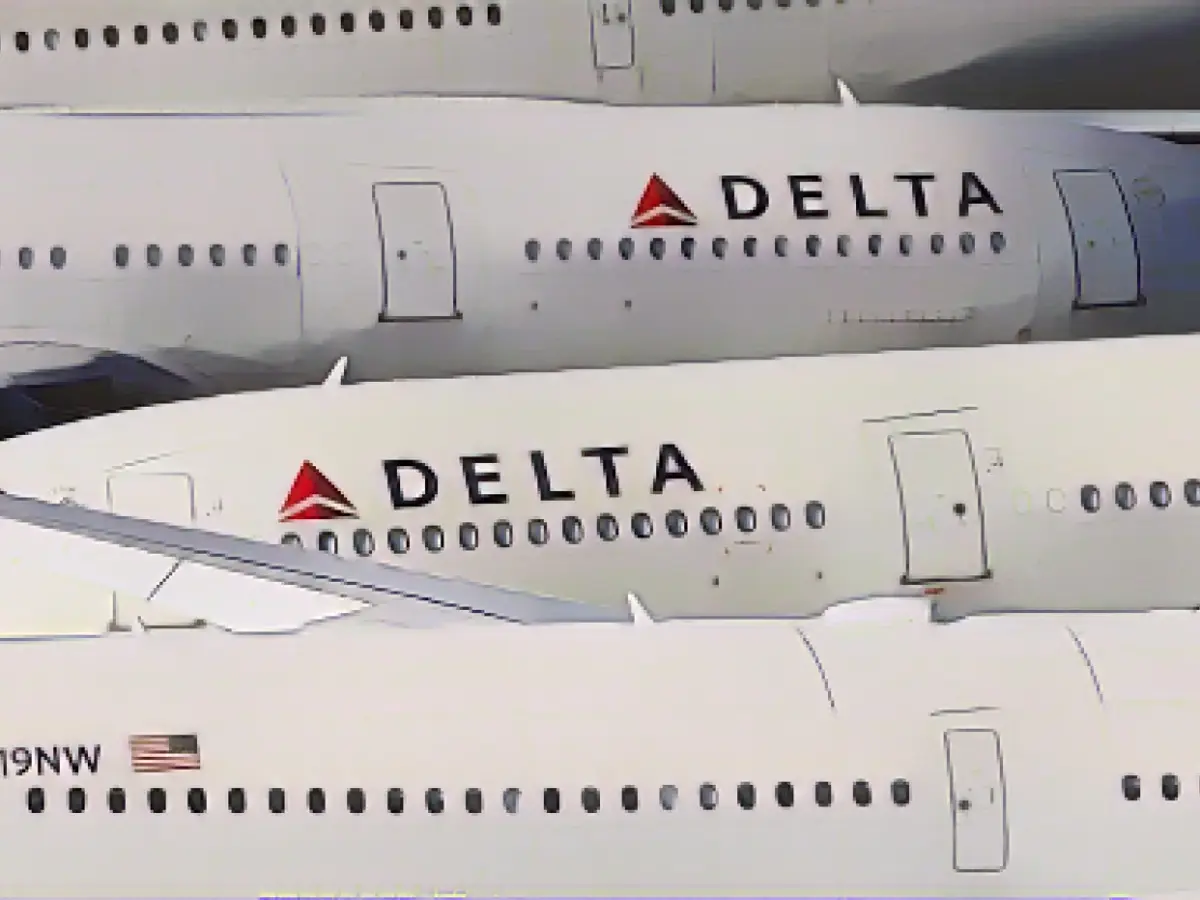 Airlines changing rules for frequent flyer programs are frustrating travelers — here's why they keep doing it