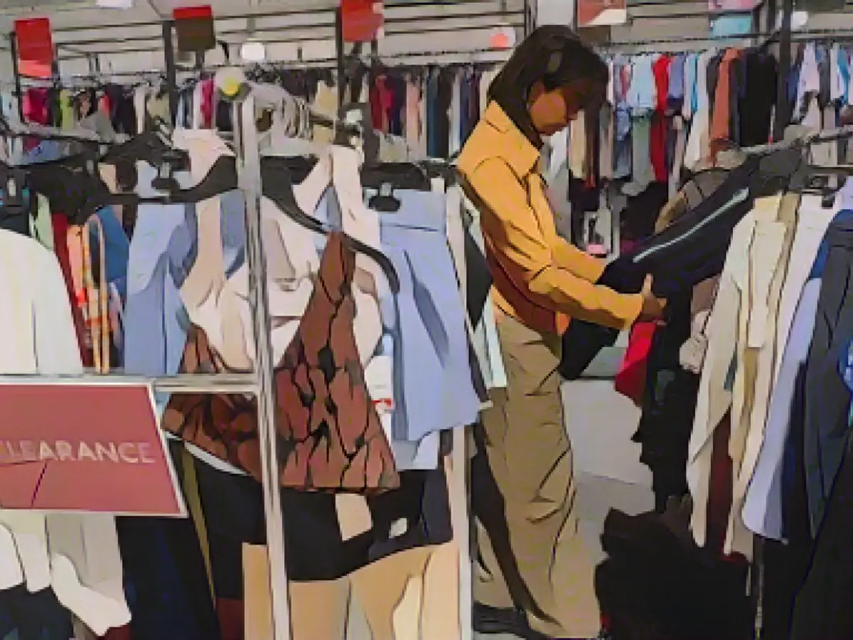 U.S. retail sales are recovering after decline