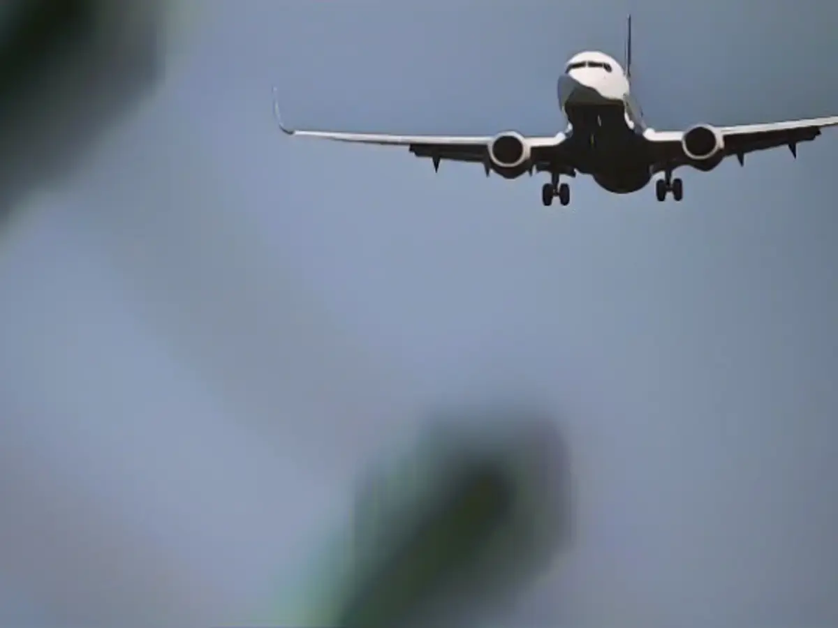 Ticket prices of low-cost airlines down compared to the same period last year