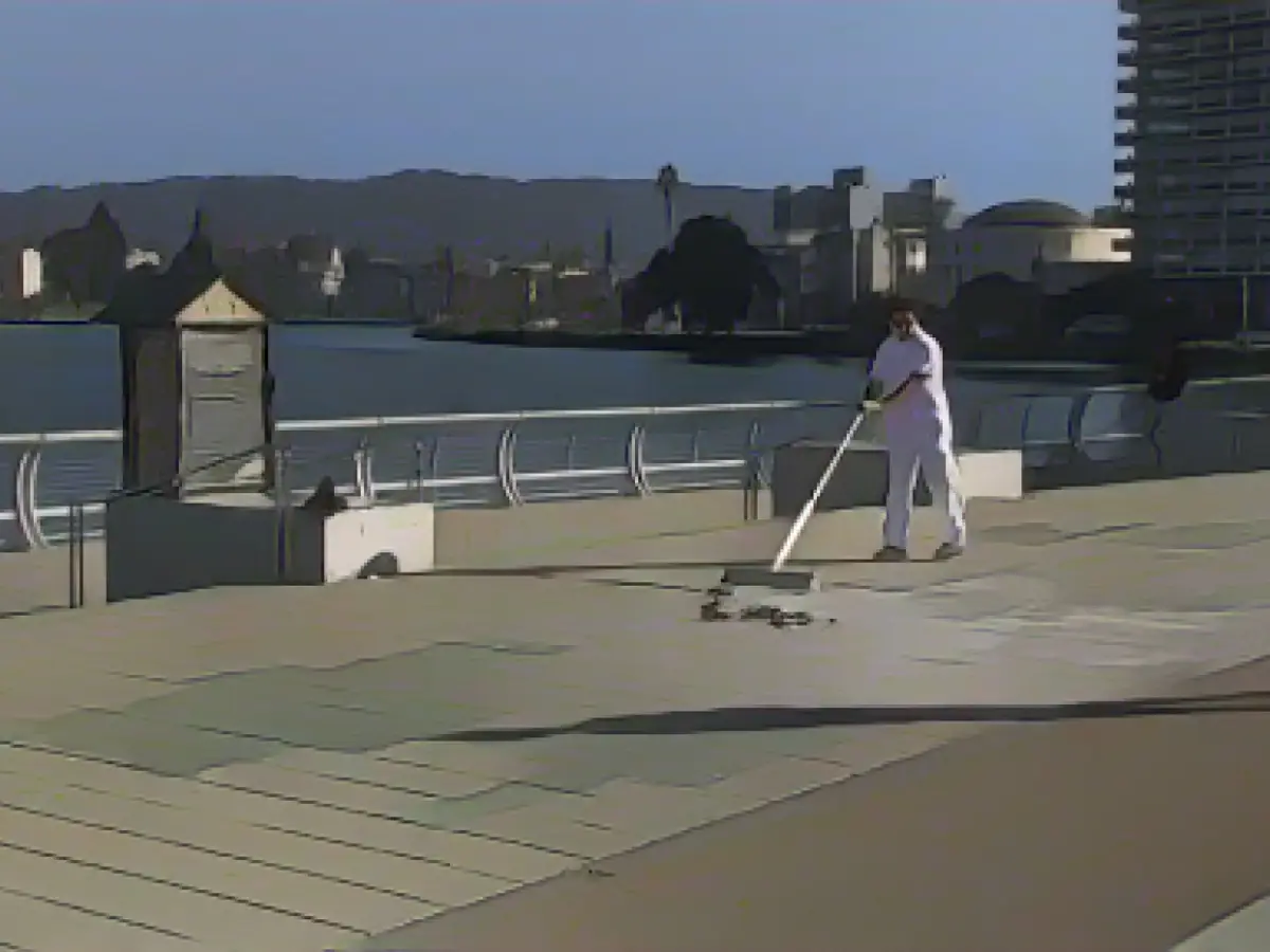 Oakland mayor calls for hate crimes investigation after a large menorah was destroyed in California during Hanukkah