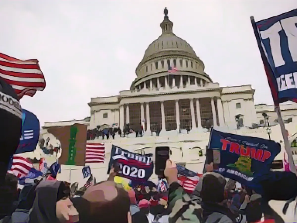 Opinion: The Supreme Court has taken up a case that could overturn multiple Jan. 6 charges, but won't affect Trump