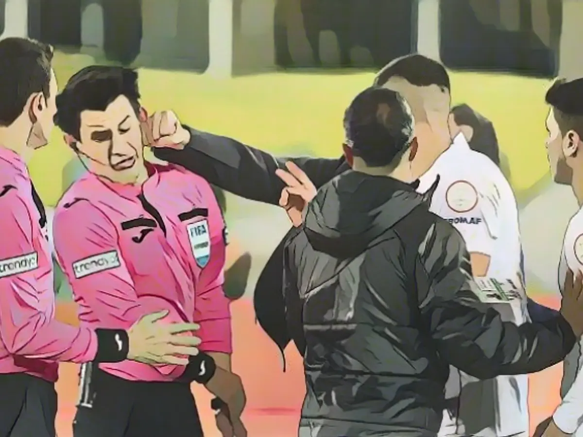 Turkish association severely punishes beating president