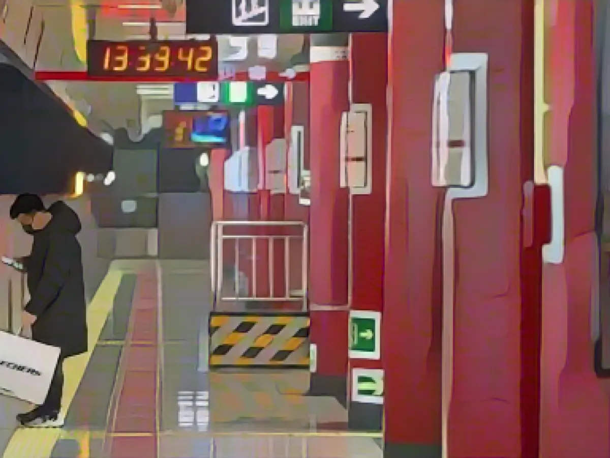 Around 100 people injured in subway accident in Beijing